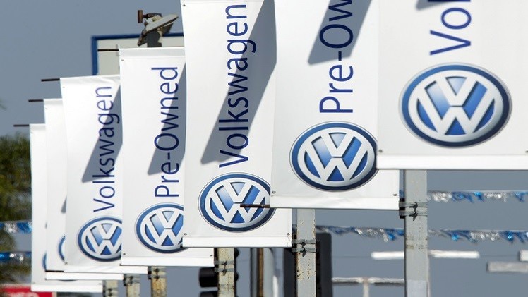 Volkswagen previews a mobile power banks for electric cars