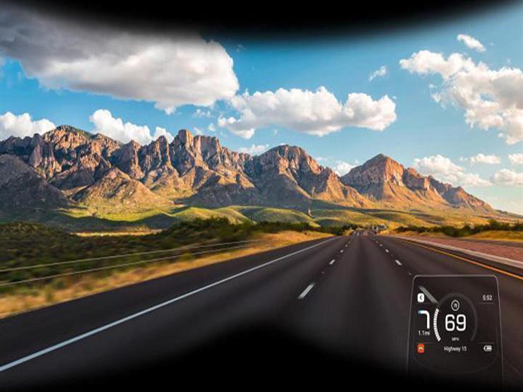 The first compact  Head-Up Display for motorbike riders