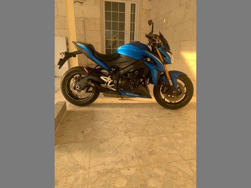 Suzuki GSX-R 1000   2016