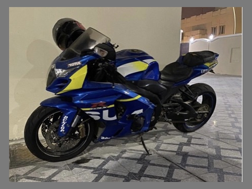 Suzuki GSX-R 1000   2015