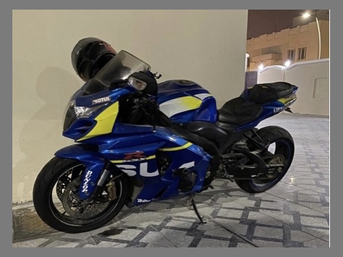 Suzuki GSX-R 1000   2015