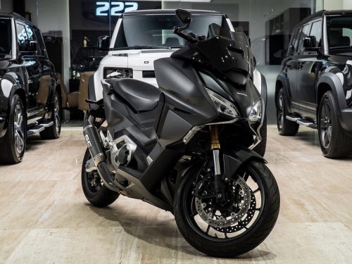 HONDA Forza 750  2023