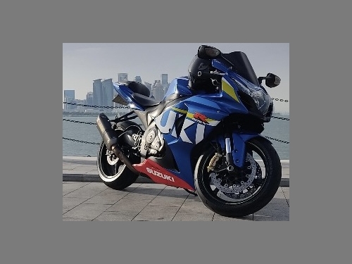 Suzuki GSX-R 1000   2015