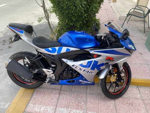 Suzuki GS 150R 