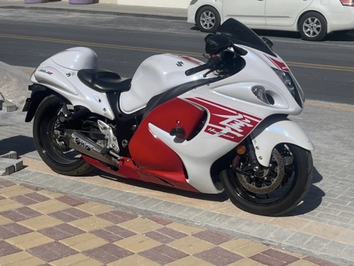 سوزوكي هايبوزا  