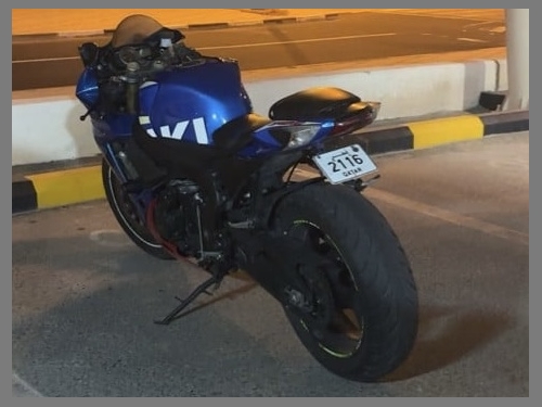 سوزوكي جي اس ار 750  