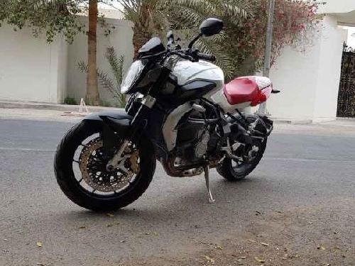 MV Agusta Brutale 