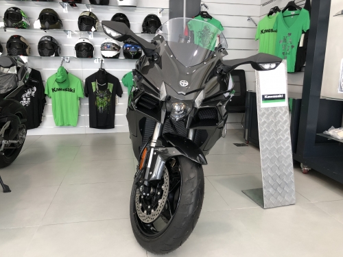 Kawasaki Ninja H2 SX 