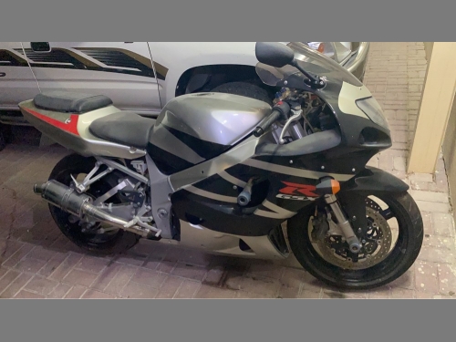 Suzuki GSX-R 750  