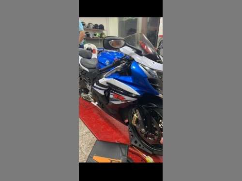 Suzuki GSX-R 1000   2014