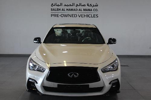 Infiniti Q50 