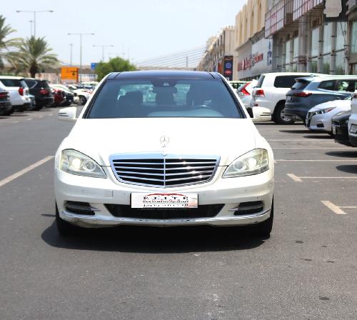 مرسيدس بنز S-Class Sedan 300