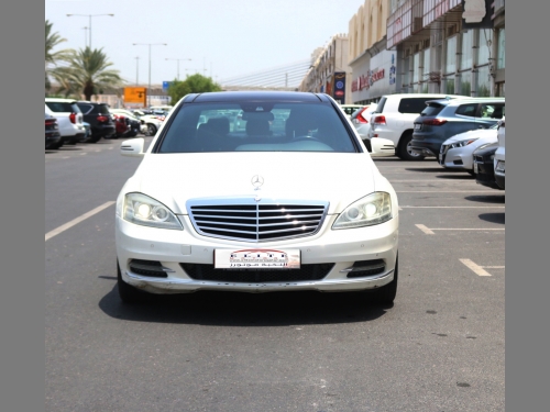 Mercedes-Benz S-Class Sedan 300