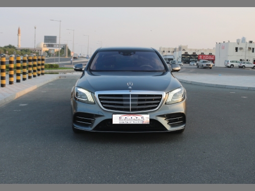 مرسيدس بنز S-Class Sedan 560