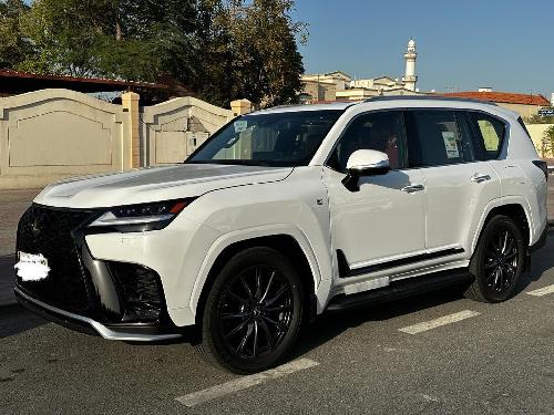 Lexus LX 600  F-Sport