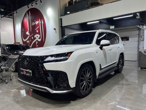 Lexus LX 600  F-Sport