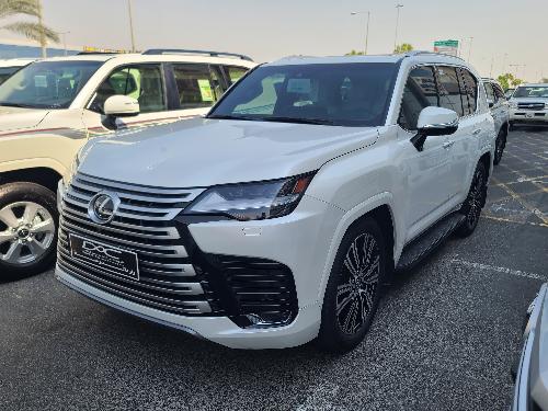 Lexus LX 600