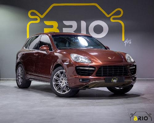 Porsche Cayenne Turbo 