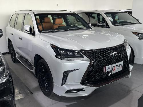 Lexus LX 570 S Black Edition