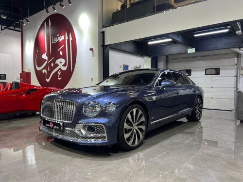 بنتلي Flying spur 