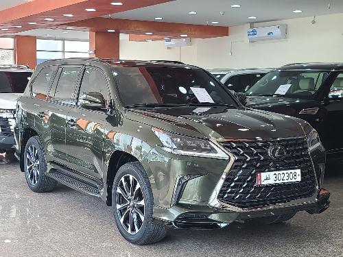 Lexus LX 570 S Black Edition