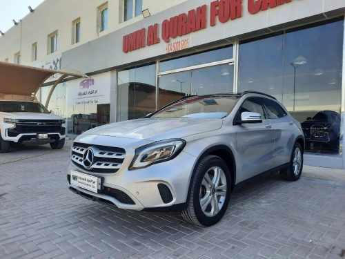 Mercedes-Benz GLA  250