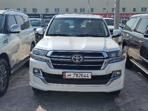 Toyota Land Cruiser GXR Grand Touring