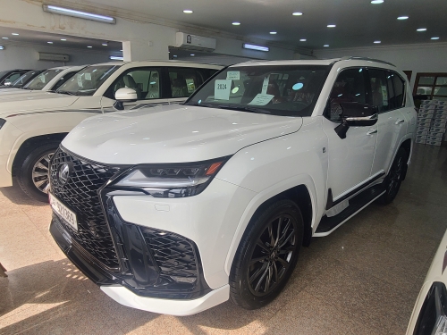 Lexus LX 600 2024