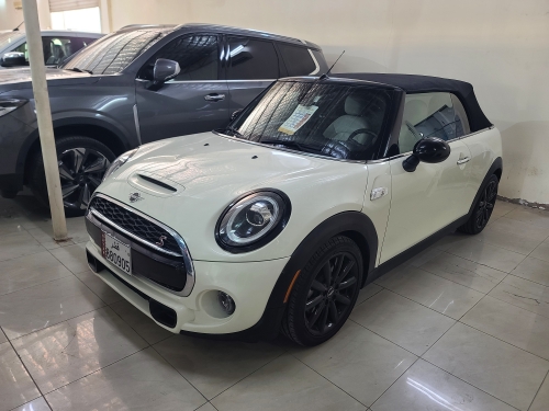 Mini Cooper S.