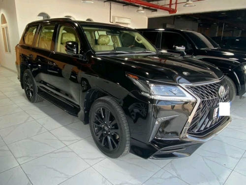 Lexus LX 570 S Black Edition