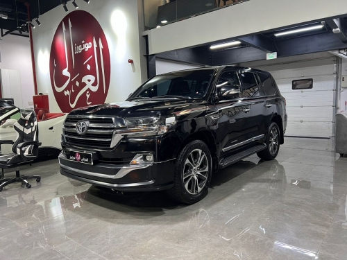 Toyota Land Cruiser GXR Grand Touring