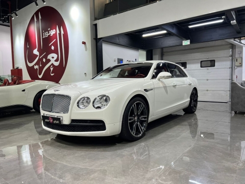 بنتلي Flying spur  2015