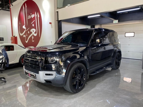 لاند روفر Defender... 2023