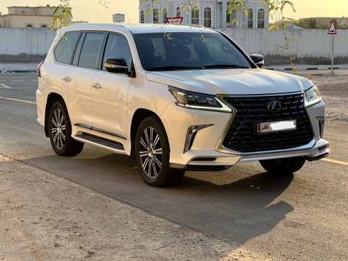 Lexus LX 570 2021