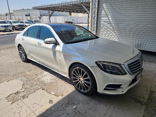 مرسيدس بنز S-Class Sedan 400