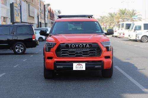 Toyota Sequoia Standard