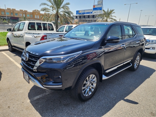 Toyota Fortuner V6