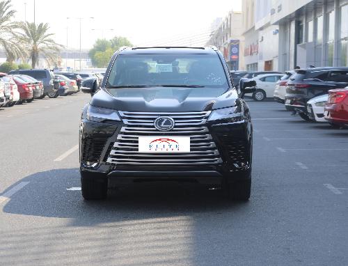 Lexus LX 600