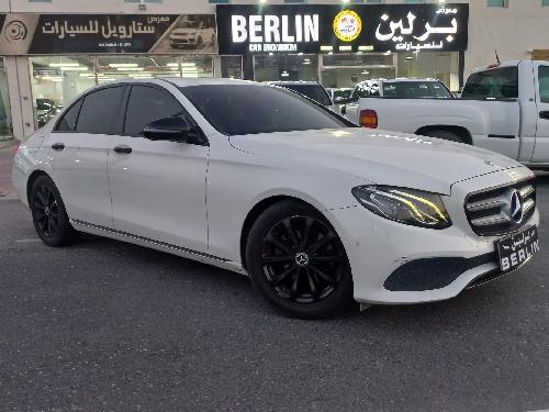 مرسيدس بنز الفئة-إي 200