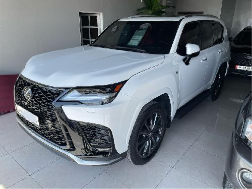 Lexus LX 600  F-Sport