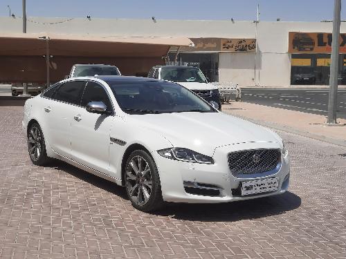 جاكوار XJL 