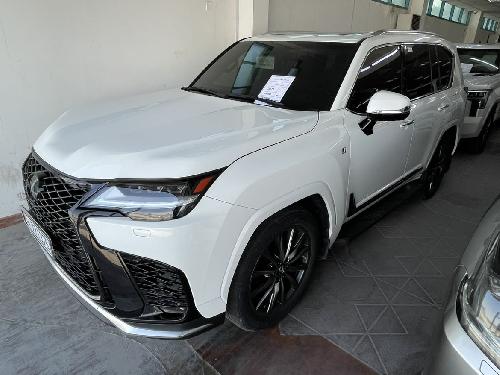 Lexus LX 600  F-Sport