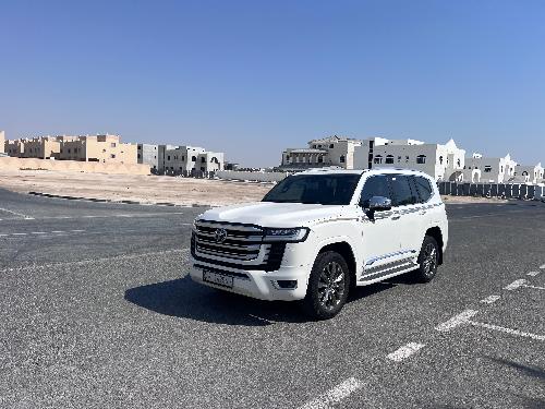 تويوتا لاند كروزر في اكس ار