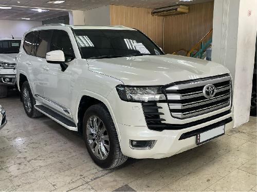 Toyota Land Cruiser GXR Twin Turbo