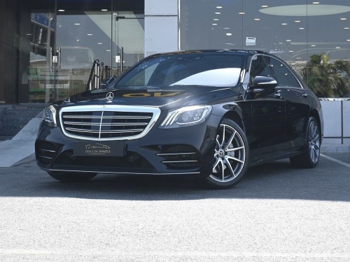 Mercedes-Benz... 2018