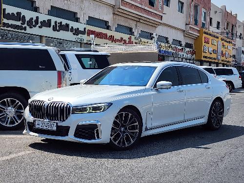 بي أم دبليو الفئة السابعة 740 ال اي
