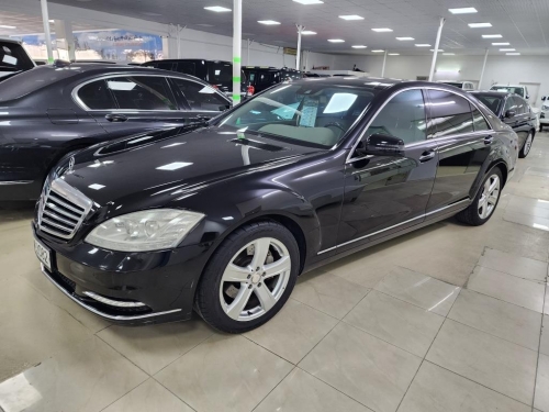 مرسيدس بنز S-Class... 2010