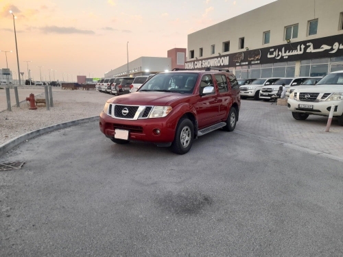 نيسان باتفايندر  2012