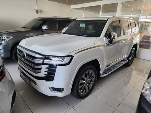 Toyota Land... 2023