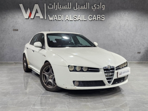 ألفا روميو 159  2012